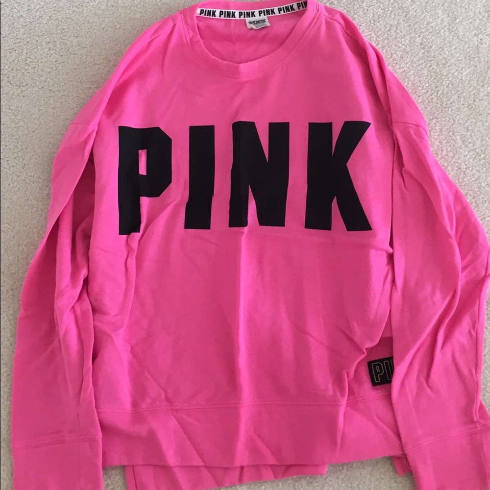 pink sweatshirt